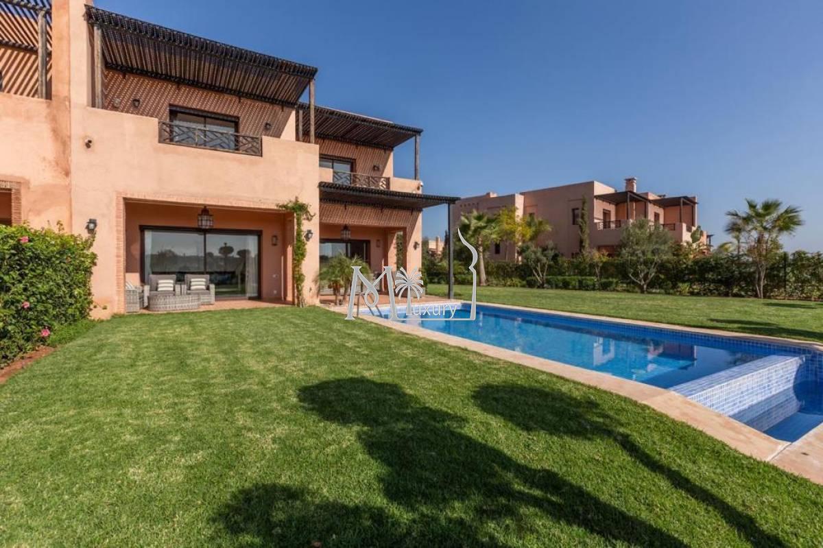 Villa front golf route d'Ourika