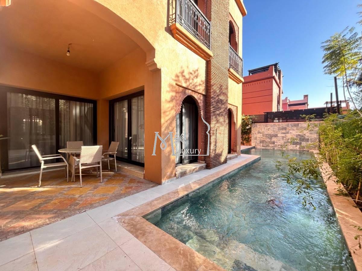 Splendide villa avec piscine route de Fés