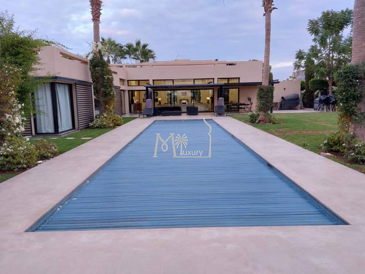 AGRÉABLE  VILLA AL MAADEN