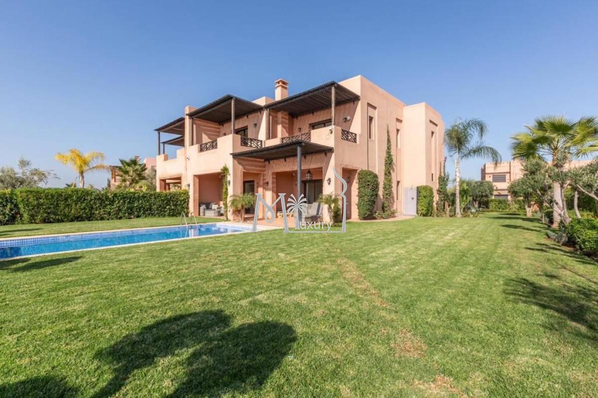 Villa sur golf route d'Ourika