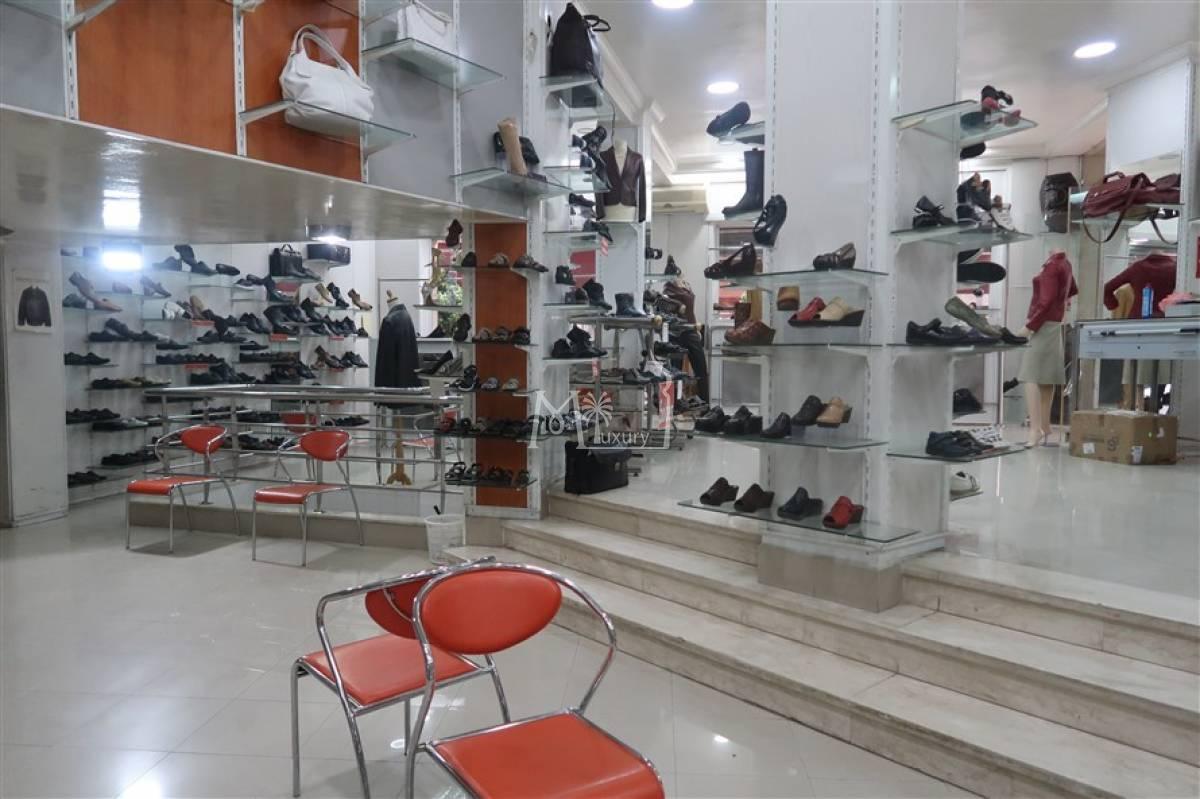 SUPERBE local commercial Guéliz